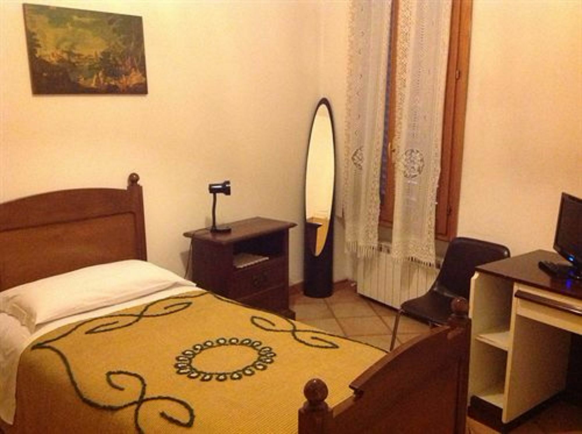 Guest house Riva Reno 2*